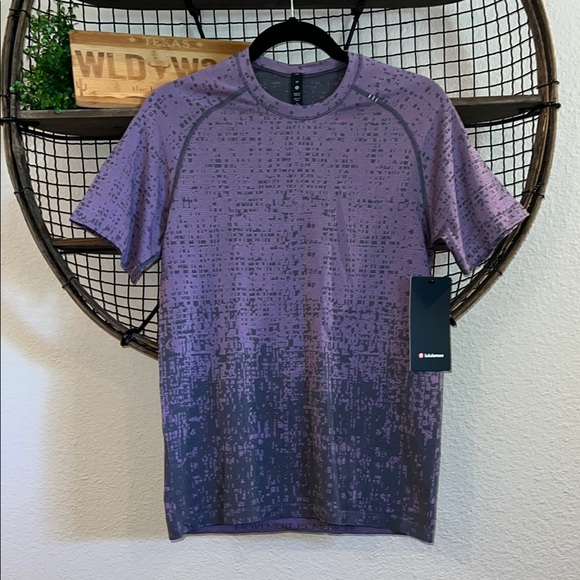Lululemon Men’s Metal Vent Tech Short Sleeve Shirt 2.0 Size XS NWT - Picture 2 of 13